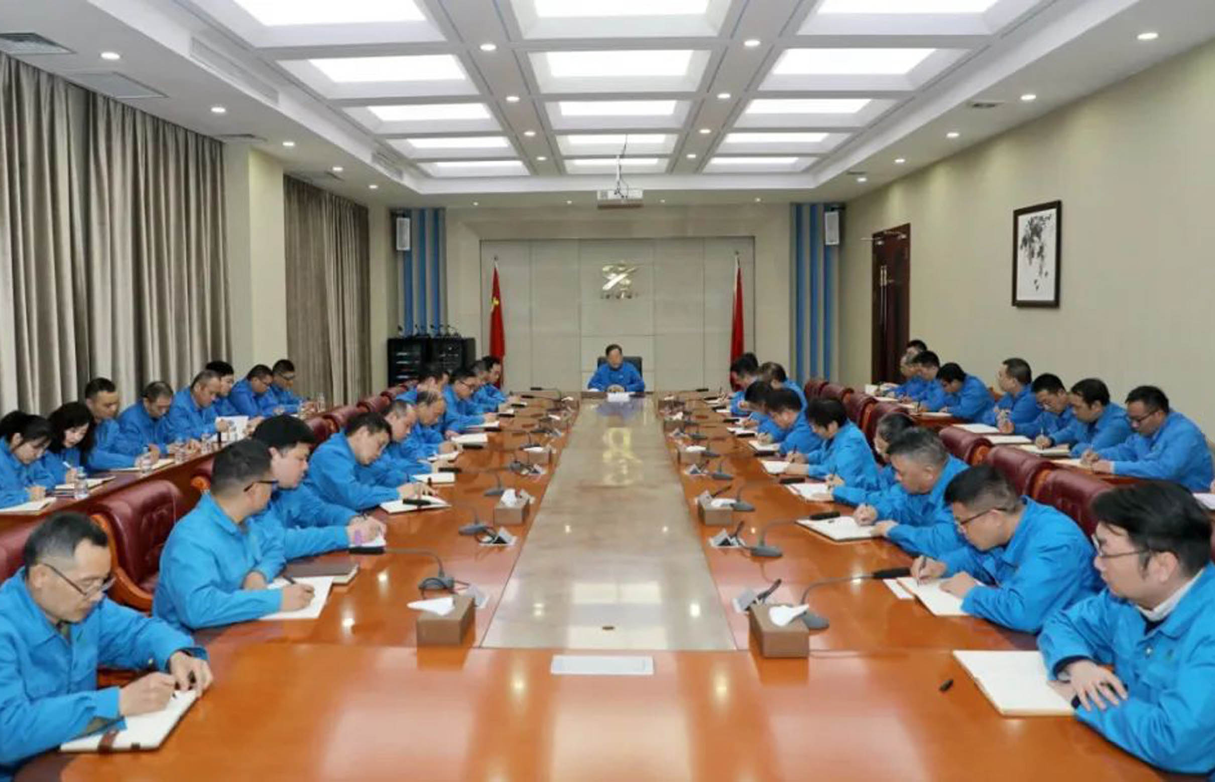学习民营企业座谈会精神——开云集团官网_开云集团(中国)集团：发挥装备能力强、制造能力强、创新能力强的优势，坚守主业、做强实业。